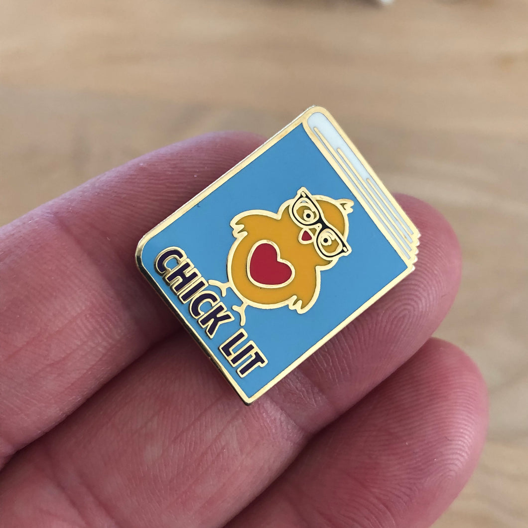 Chick Lit Reader Enamel Pin